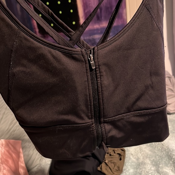 Balance sports bra - Picture 3 of 4